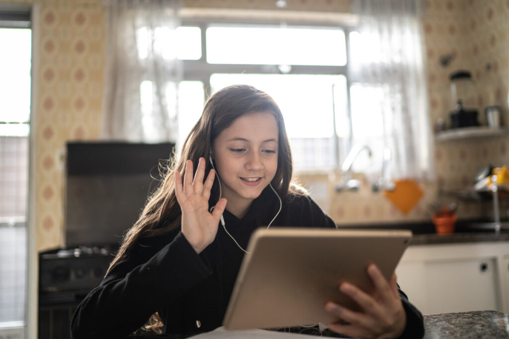 language loop online classes | august 2025
